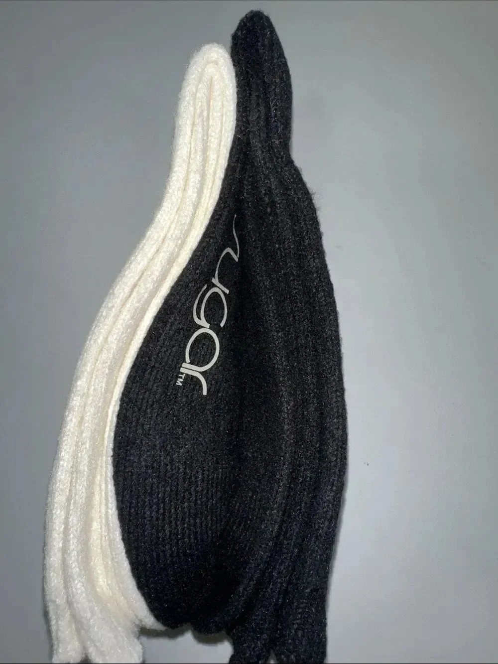 sugar Ladies Black Ivory Knit Super Soft Cabin Socks 2 pairs